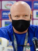 انتقاد سرمربی تیم ملی فوتبال لبنان از رفتار اسکوچیچ