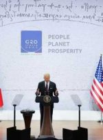 بایدن می‌گوید تلاش برای تولید انرژی با اهداف آب و هوایی «ناسازگار نیست».