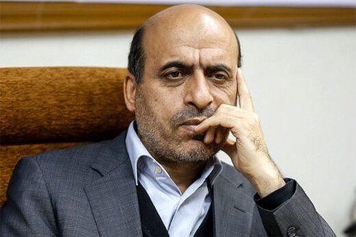 ببینید | انتقاد تند نماینده اراک به وزیر اقتصاد: به جای توئیت زدن، مشکل را حل کنید! ببینید | انتقاد تند نماینده اراک به وزیر اقتصاد: به جای توئیت زدن، مشکل را حل کنید!