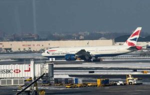 تاخیر در سفرهای کاری باعث درخشش دوباره راه اندازی فراآتلانتیک می شود تاخیر در سفرهای کاری باعث درخشش دوباره راه اندازی فراآتلانتیک می شود