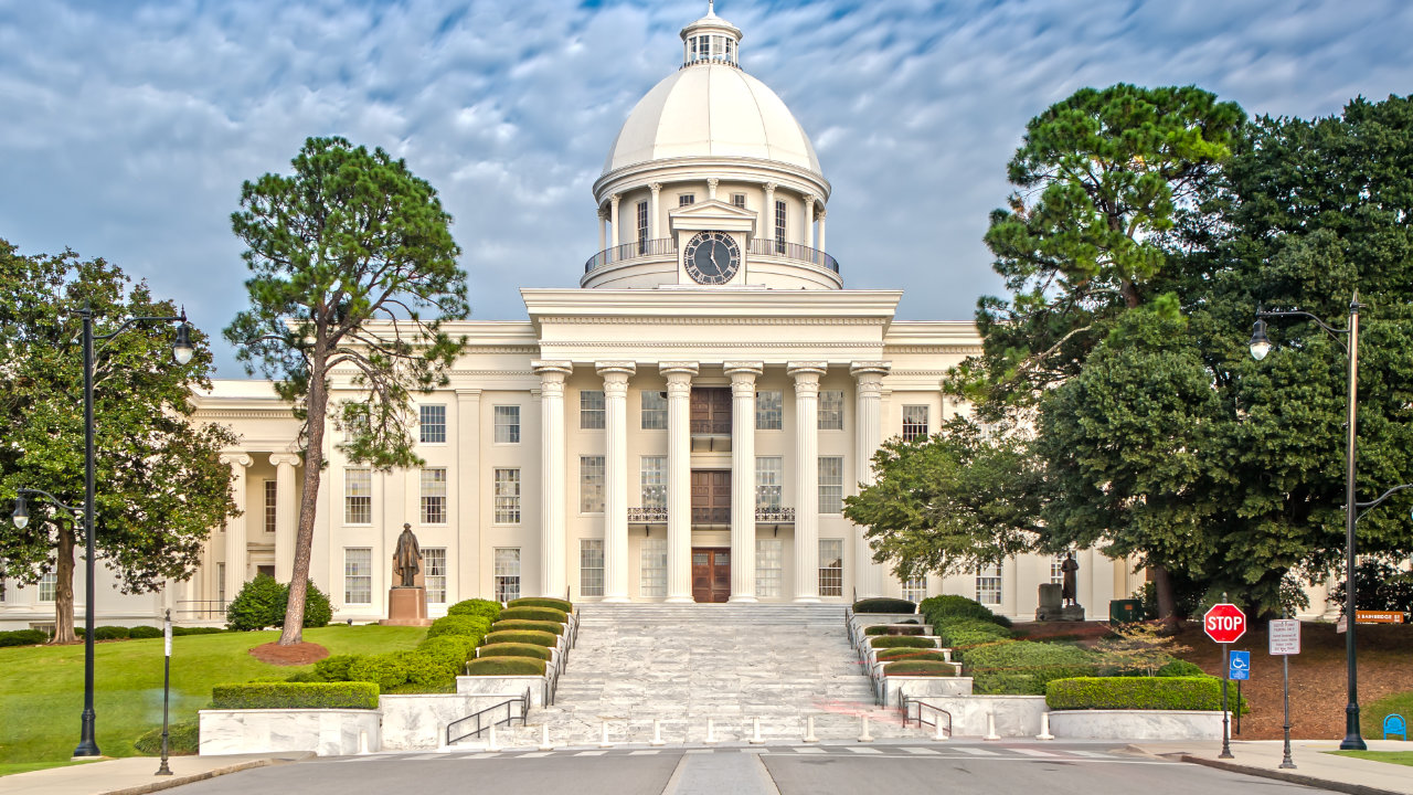 رگولاتور اوراق بهادار آلاباما 97 وب سایت جعلی تجارت ارزهای دیجیتال را تعطیل کرد