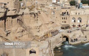 جداره غربی سازه های آبی تاریخی شوشتر در خطر تخریب