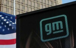 خودروسازان آمریکایی الزامات ماسک را در کارخانه های خودروسازی تمدید خواهند کرد خودروسازان آمریکایی الزامات ماسک را در کارخانه های خودروسازی تمدید خواهند کرد