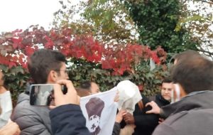 دستگیری جوانان ترکیه به دلیل تحقیر سرباز آمریکایی دستگیری جوانان ترکیه به دلیل تحقیر سرباز آمریکایی