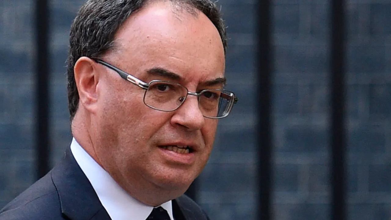 رئیس بانک انگلستان نگران قانونی بودن بیت کوین در السالوادور است