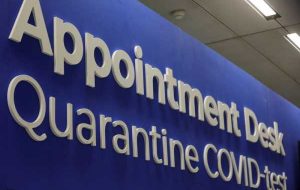 زوجی که در حال فرار از قرنطینه هلندی COVID-19 دستگیر شده بودند به “انزوای اجباری” منتقل شدند زوجی که در حال فرار از قرنطینه هلندی COVID-19 دستگیر شده بودند به “انزوای اجباری” منتقل شدند