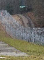 لهستان دسترسی به مرز بلاروس را با شروع بحران مهاجران محدود می کند لهستان دسترسی به مرز بلاروس را با شروع بحران مهاجران محدود می کند