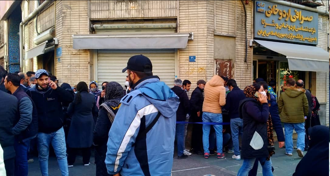 ماجرای شلوغی این روزهای فردوسی/ پای رانت ارز سهمیه ای در میان است