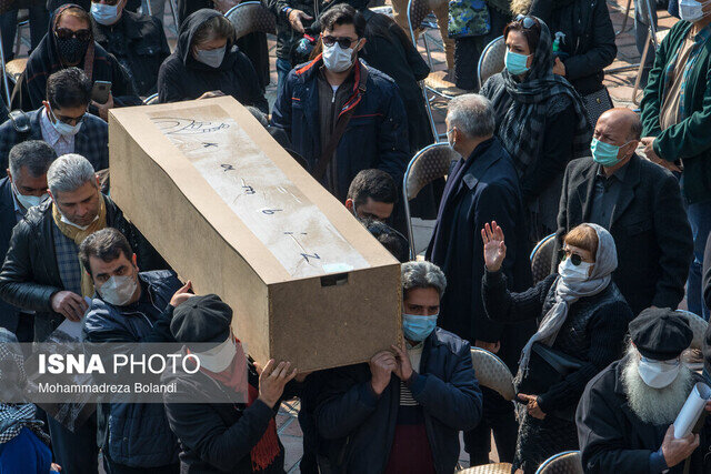 کامبیز درمبخش به خاک سپرده شد / هنرمندی که تا لحظه مرگ، جوان باقی ماند 