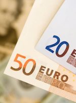 یورو/دلار آمریکا از پایین ترین سطح سالانه جهش می کند و در حوالی 1.1450 حرکت می کند