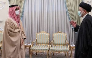 سفر مقام اماراتی به ایران از چه جهات حائز اهمیت بود؟ سفر مقام اماراتی به ایران از چه جهات حائز اهمیت بود؟