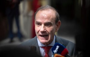 صفحهٔ درخواستی شما یافت نشد.