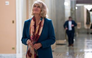 Lummis در لایحه سال 2022 قانونگذار جدید رمزنگاری، راهنمایی روشن را پیشنهاد می کند Lummis در لایحه سال 2022 قانونگذار جدید رمزنگاری، راهنمایی روشن را پیشنهاد می کند