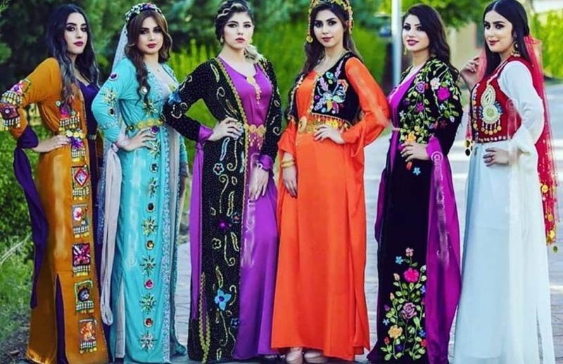 لباس زنانه کردی