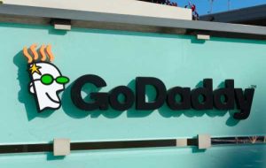 Starboard Value 800 میلیون دلار برای به دست آوردن 6.5 درصد از سهام GoDaddy خرج کرد