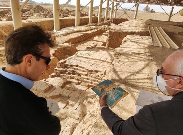 تصاویر سفارت ایتالیا از کشف "خیره‌کننده" پارسه تخت‌جمشید