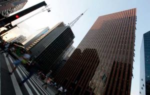 جریان نقدینگی به EMهای خارج از چین در این سه ماهه -IIF متوقف شد جریان نقدینگی به EMهای خارج از چین در این سه ماهه -IIF متوقف شد