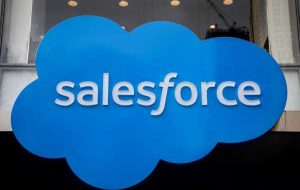 سهام Salesforce بر اساس پیش بینی سود ناامید کننده سقوط می کند سهام Salesforce بر اساس پیش بینی سود ناامید کننده سقوط می کند