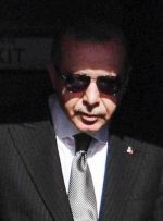 طرحی که اردوغان برای نجات لیر در سر دارد / آتش زیر خاکستر لیر در ترکیه