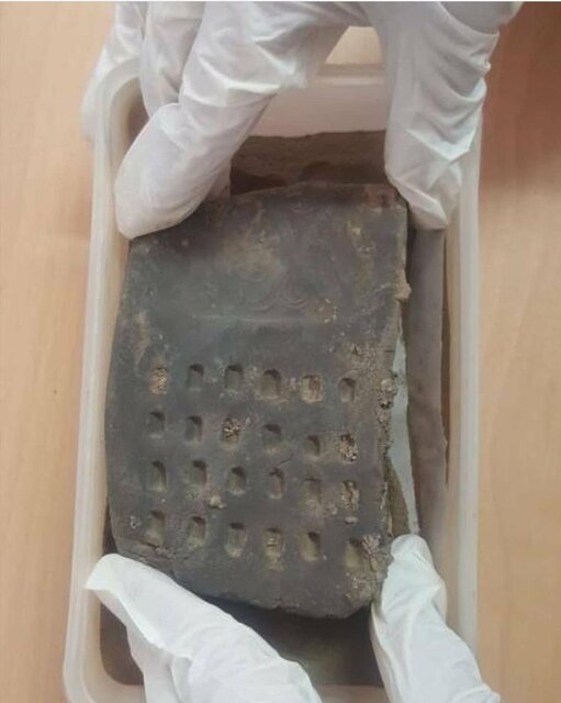 عکس‌های جدید از لوح حسابداریِ ۴۹۰۰ ساله در ایران