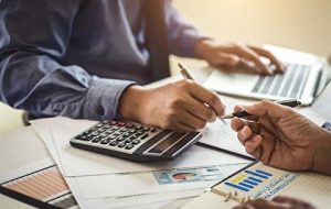 مالیات‌ها در بودجه ۱۴۰۱ چقدر زیاد شد؟+ جدول