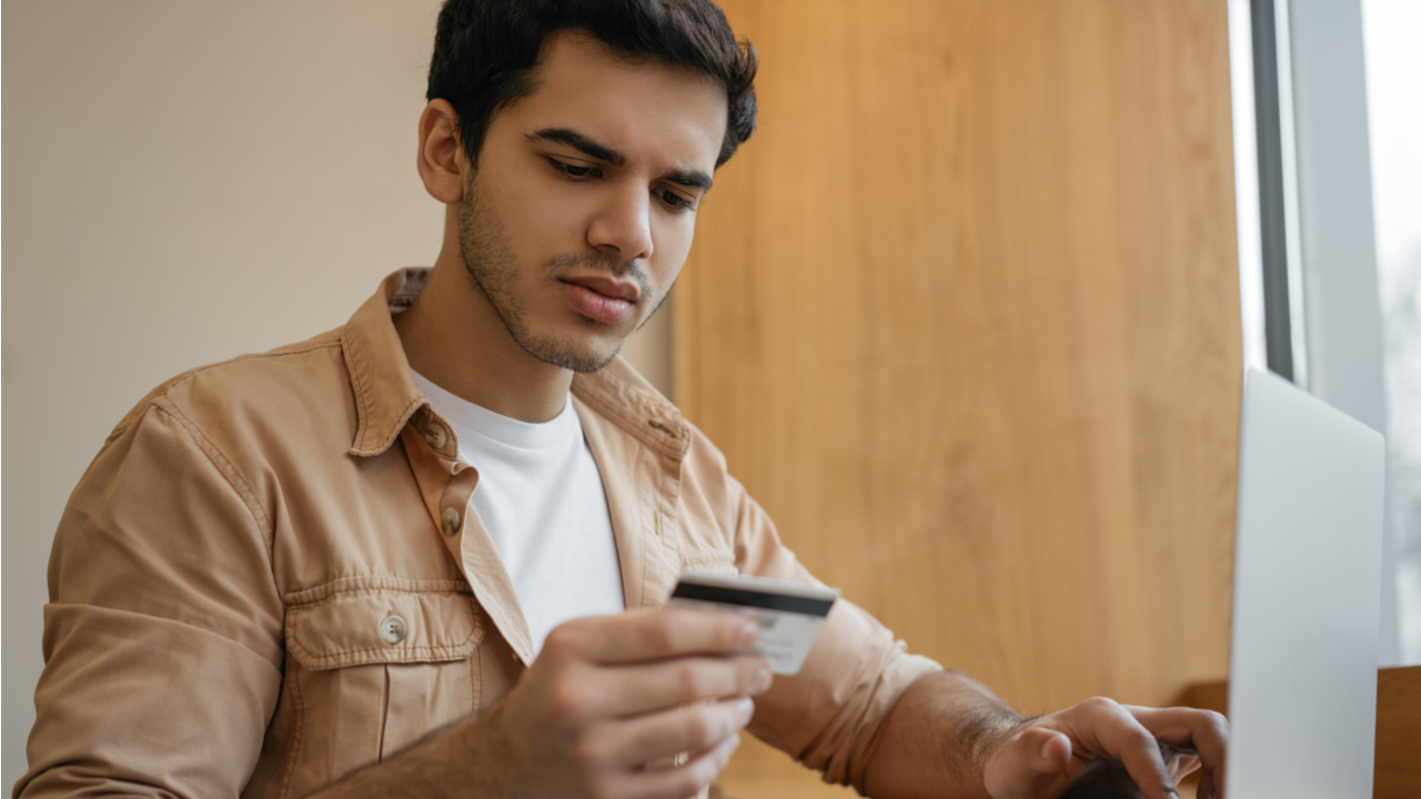 پاکستان بیش از 1000 حساب و کارت مورد استفاده برای تجارت رمزنگاری را مسدود کرد