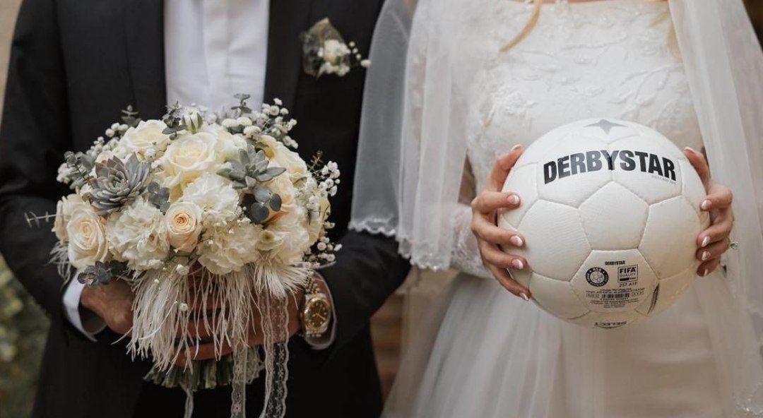 ازدواج فوتبالی برای مهاجم سابق پرسپولیس/عکس