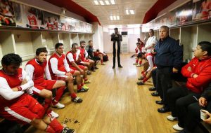 اسطوره پرسپولیس، مرد سال فوتبال ایران شد/عکس