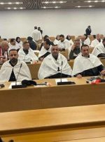 اولین جلسه پارلمان عراق؛صدری‌ها با پوشیدن کفن و توک‌توک وارد شدند!/شبه نظامیان وابسته به صدر در آماده‌باش/عکس
