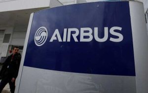 Factbox-Airbus vs Boeing سفارشات و تحویل در سال 2021