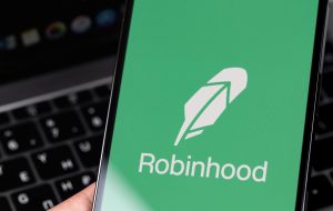 Robinhood شروع به عرضه کیف پول های رمزنگاری شده برای انتخاب مشتریان می کند – Wallets Bitcoin News