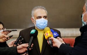 احتمال پیک امیکرون در ایران تا چند هفته آتی / تاکید بر تزریق دز سوم واکسن کرونا