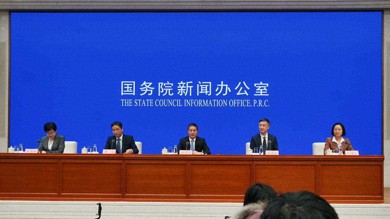 ارز دیجیتال بانک مرکزی چین اکنون 261 میلیون کاربر دارد - 14 میلیارد دلار در تراکنش های یوان دیجیتال انجام شده است.