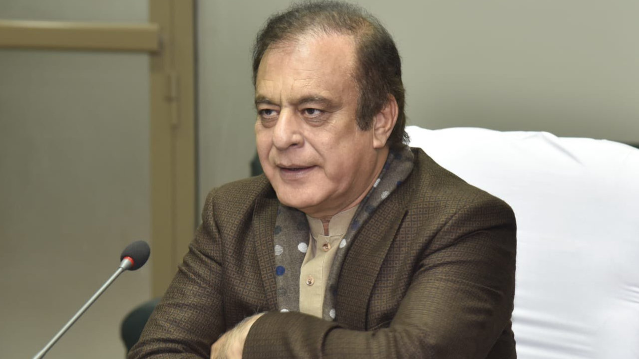 از اداره مخابرات پاکستان خواسته شد تا بیش از 1600 وب سایت رمزنگاری را مسدود کند - وزیر می گوید که دولت برای 