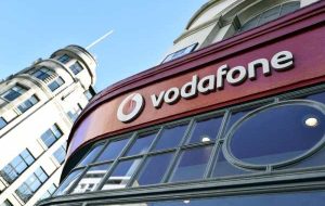 انحصاری Vodafone و Iliad در حال مذاکره برای ترکیب واحدهای ایتالیایی هستند انحصاری Vodafone و Iliad در حال مذاکره برای ترکیب واحدهای ایتالیایی هستند