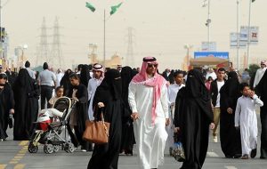 اکونومیست: برخی در عربستان منتظر ظهور فردی مانند روح‌الله خمینی هستند