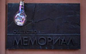 ایالات متحده و اتحادیه اروپا تصمیم به تعطیلی گروه حقوق بشر روسیه را محکوم کردند ایالات متحده و اتحادیه اروپا تصمیم به تعطیلی گروه حقوق بشر روسیه را محکوم کردند