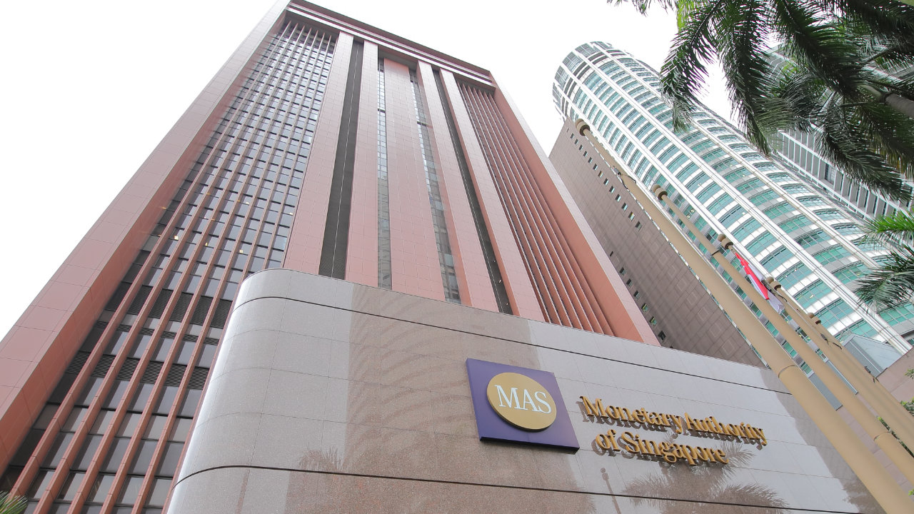 بسته شدن دستگاه های خودپرداز ارزهای دیجیتال در سنگاپور به دنبال اعلامیه بانک مرکزی