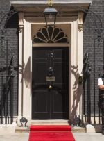 بوریس جانسون تحت فشار برای استعفا، پوند محدود شد بوریس جانسون تحت فشار برای استعفا، پوند محدود شد