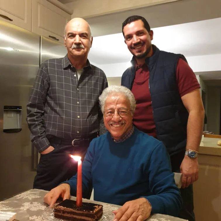تولد ۶۹ سالگی علیرضا خمسه کنار ایرج طهماسب و یاسین رامین/ عکس 