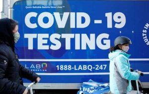 دولت بایدن می گوید 380 میلیون آزمایش کووید-19 تهیه کرده است