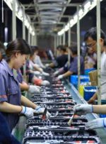 فعالیت کارخانه ژان چین در حالی که قرنطینه‌های کووید درگیر شده است، قرارداد می‌بندد