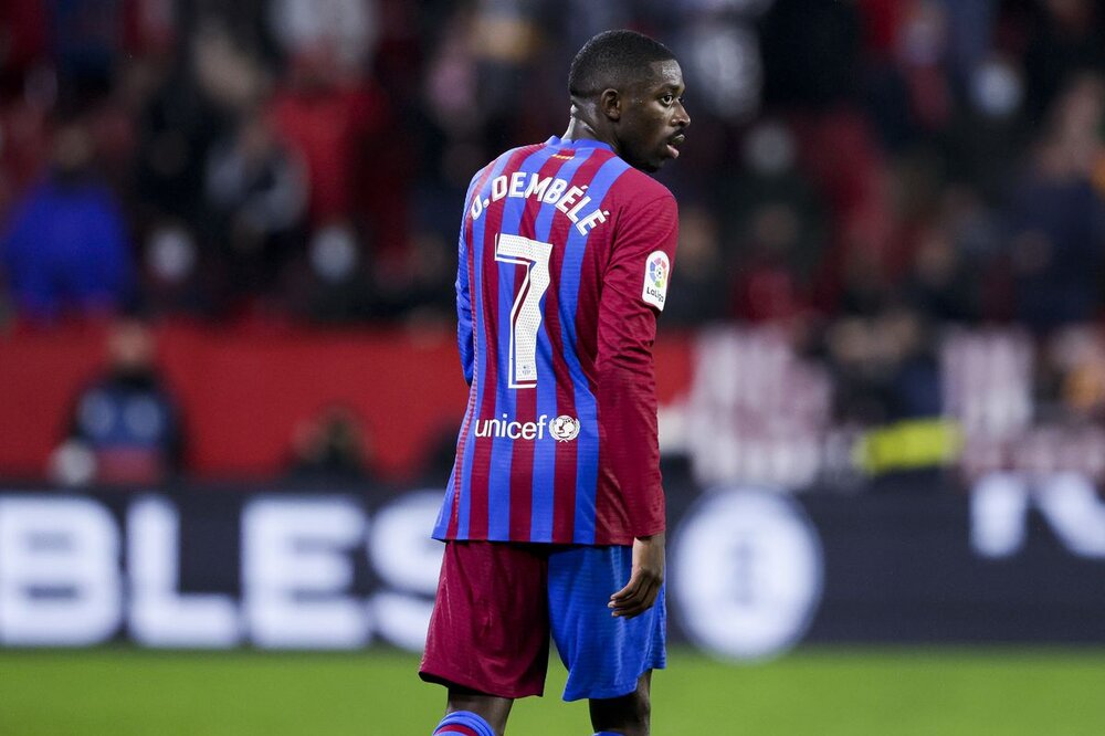 قدام ژاوی علیه ستاره بارسلونا/عکس