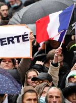 معترضان ضد وکس به مکرون فرانسوی می‌گویند: «ما تو را عصبانی می‌کنیم».