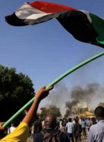 نیروهای امنیتی سودان به سوی معترضان ضد کودتا گاز اشک آور شلیک کردند