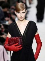 والنتینو ساختار را دوباره سازماندهی می کند، دو نقش مدیریتی جدید ایجاد می کند