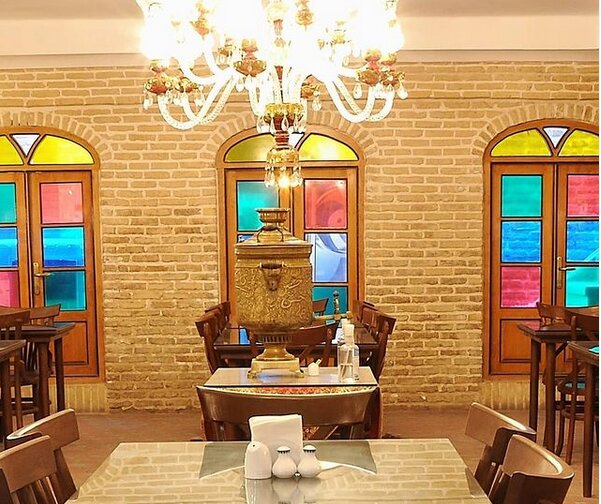 پاسخی به انکار تاسیس دیزی‌سرا در خانه وقفی ملک