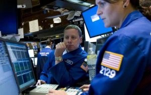 پیش بینی S&P 500، Nasdaq 100، Dow Jones Foring Ugly