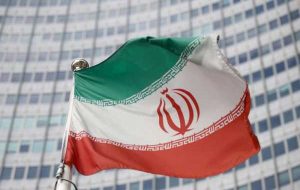 چین تحریم‌های آمریکا علیه ایران را به‌عنوان امضای توافقنامه همکاری مورد انتقاد قرار داد
