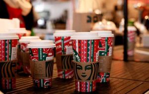 کارگران فروشگاه اتحادیه استارباکس نیویورک همچنان به خاطر کارمندان و ایمنی به بیرون رفتند